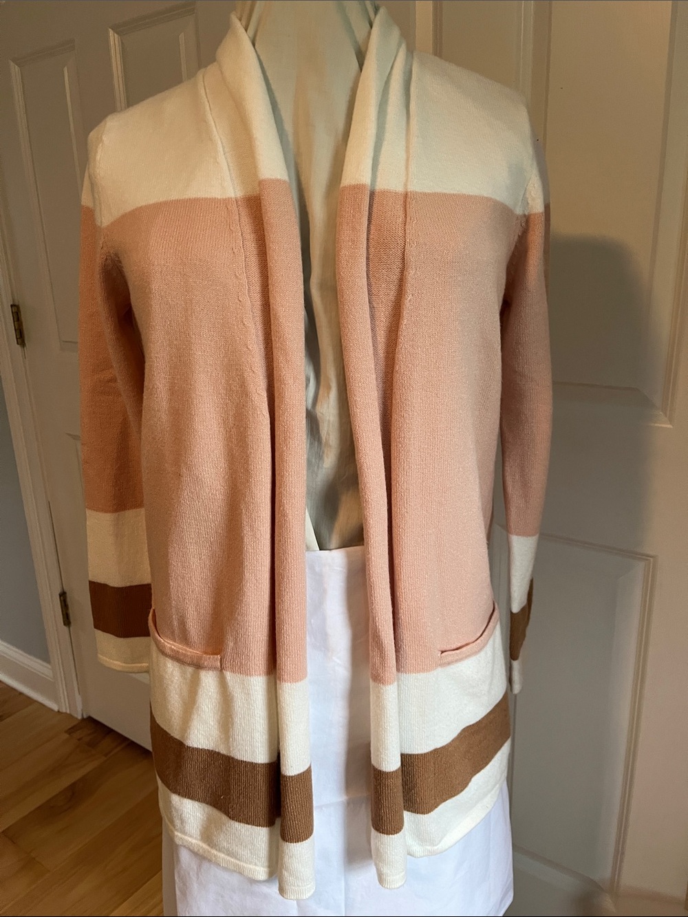 NWT Verve Ami Mauve, Brown & White Colorblock Open Cardigan